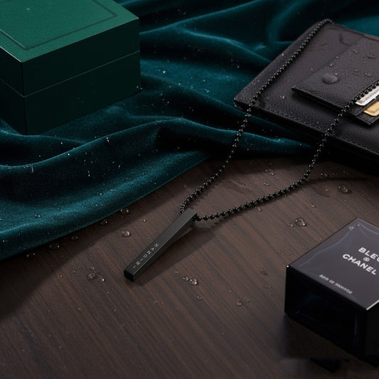 PERSONALISED CUBOID PENDANT