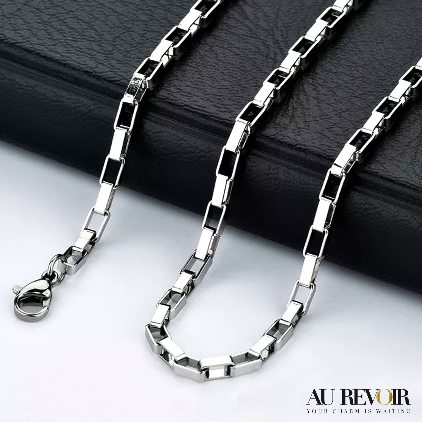 PERSONALISED CUBOID PENDANT