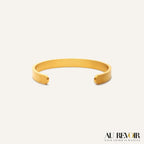 Gold bracelet with custom name personalised jewelry 
